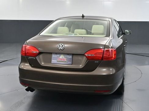 Used 2014 Volkswagen Jetta SE image 5