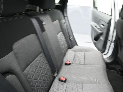 New 2026 Nissan Kicks SV image 25