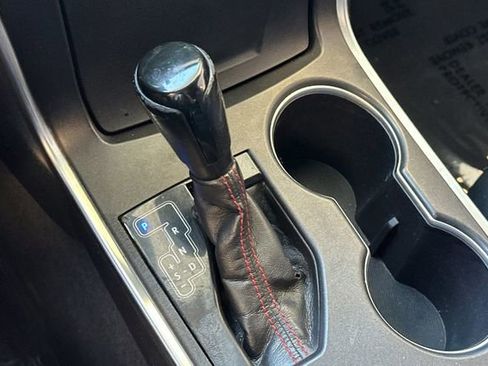 Used 2017 Toyota Camry SE FWD image 23