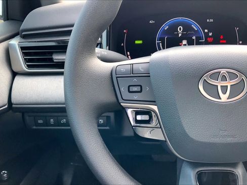 Used 2026 Toyota Camry LE image 22