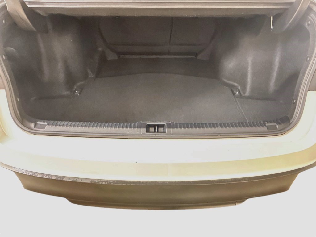 Used 2022 Lexus IS 300 w/ Accessory Package RWD image 34