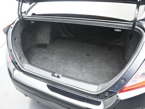 Used 2021 Honda Civic Sport image 18