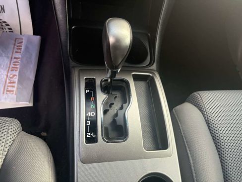 Used 2015 Toyota Tacoma PreRunner image 31