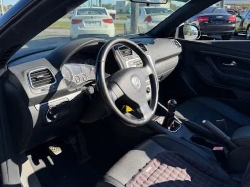 Used 2008 Volkswagen Eos image 9