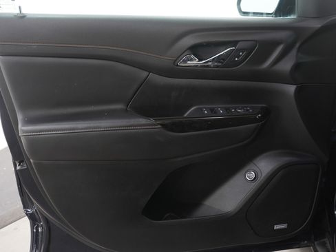 Used 2021 GMC Acadia AT4 image 22