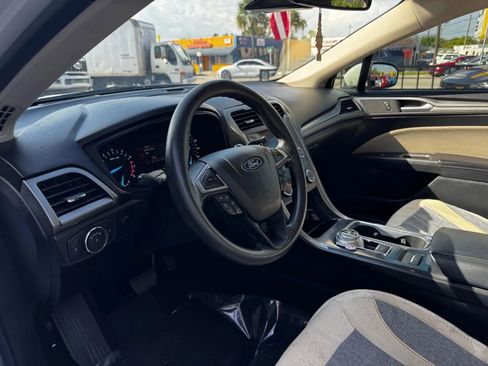 Used 2019 Ford Fusion S image 14