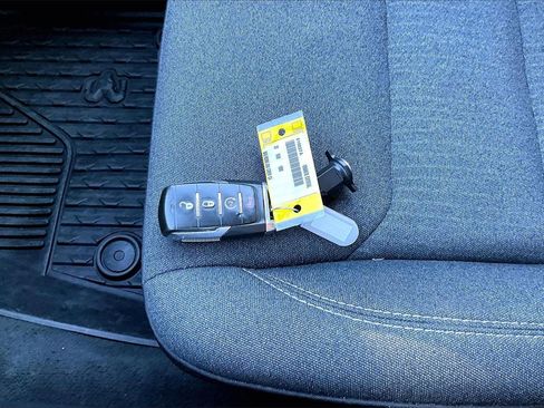 Certified 2020 RAM 1500 Big Horn image 30