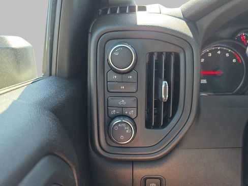 Used 2024 Chevrolet Silverado 2500 Custom w/ Custom Convenience Package image 22