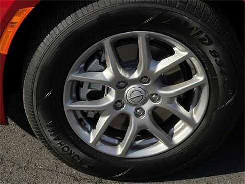 New 2026 Chrysler Pacifica Select image 17