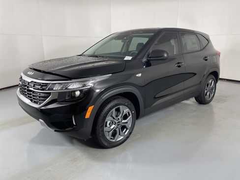 New 2026 Kia Seltos LX image 4