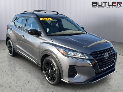 Used 2024 Nissan Kicks SR w/ SR Premium Package image 6