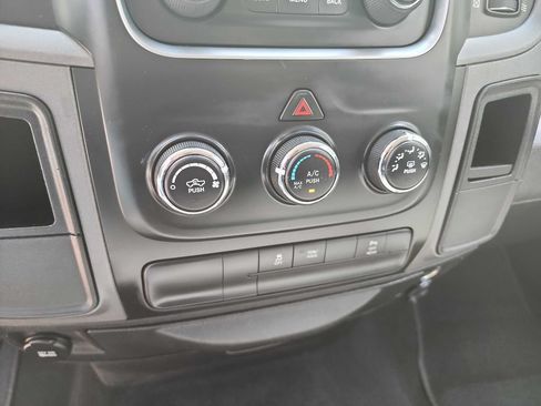Used 2015 RAM 1500 Tradesman RWD image 22