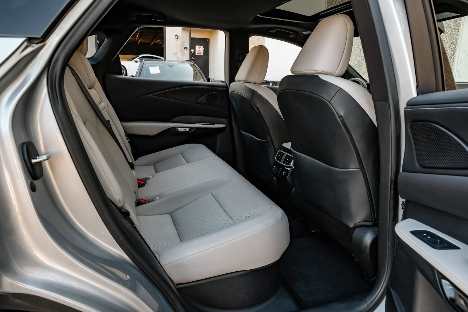 Used 2023 Lexus RX 350 Premium w/ Accessory Package (Z1) FWD image 47