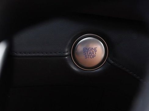 Used 2023 Hyundai Santa Fe SEL w/ Premium Package image 16