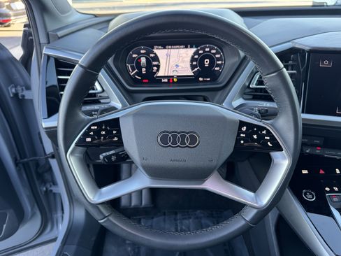 Used 2024 Audi Q4 e-tron Premium Plus w/ Premium Plus image 19
