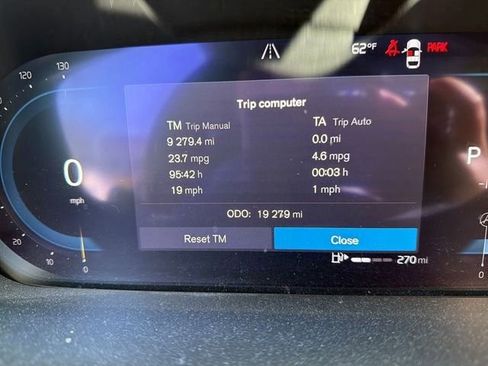 Certified 2023 Volvo XC60 B5 Plus w/ Protection Package Premier image 21