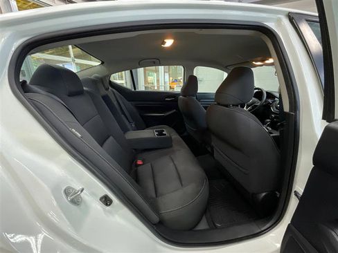 Used 2019 Nissan Altima 2.5 S FWD image 24