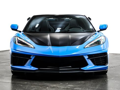 Used 2023 Chevrolet Corvette Stingray Convertible w/ Z51 Performance Package image 4