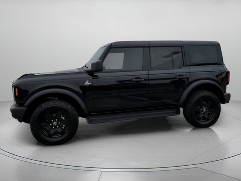 New 2025 Ford Bronco Outer Banks w/ Black Appearance Package image 14