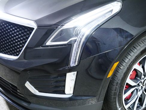 Used 2022 Cadillac XT5 Sportv image 16