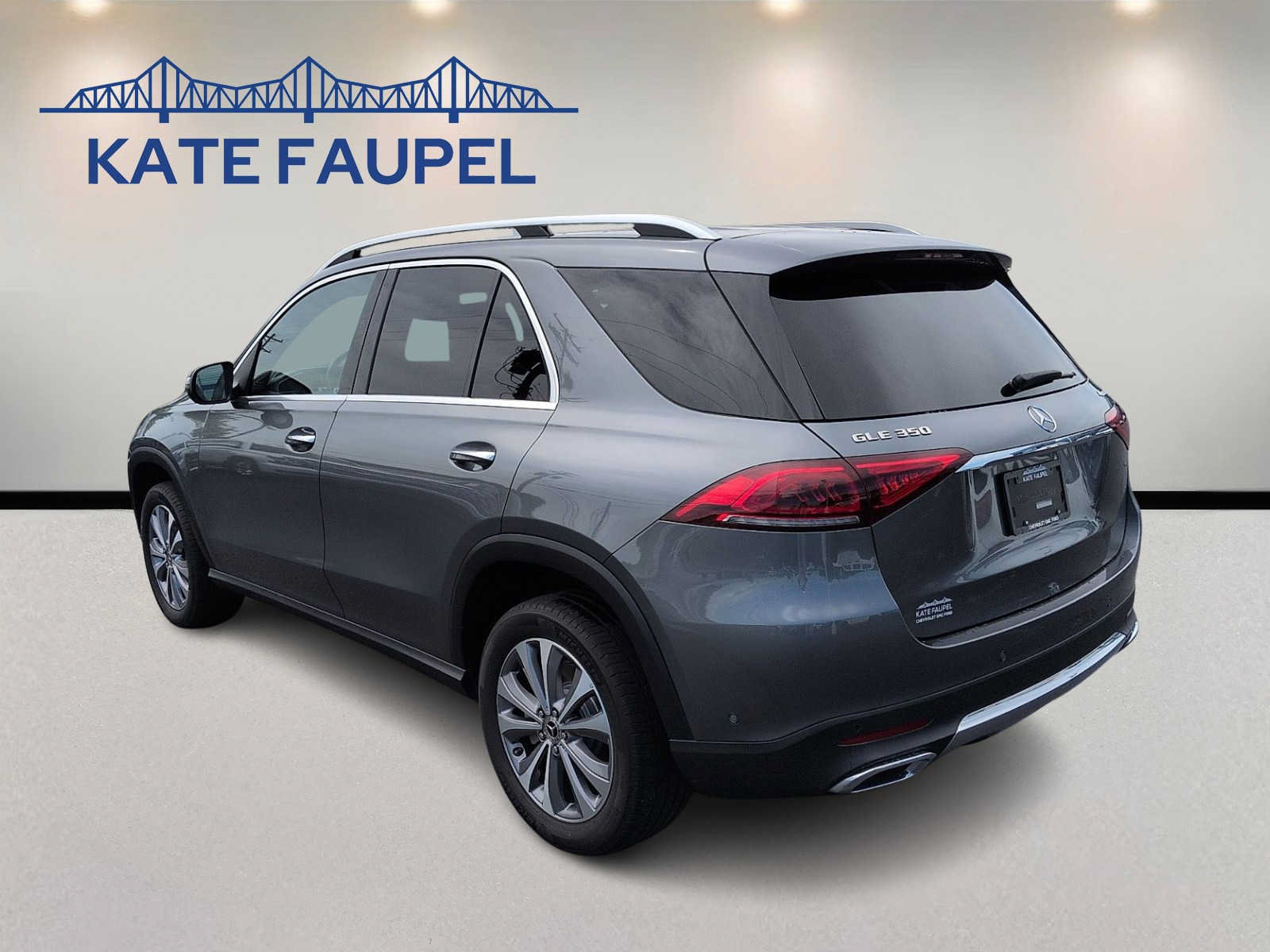 Used 2022 Mercedes-Benz GLE 350 4MATIC image 5