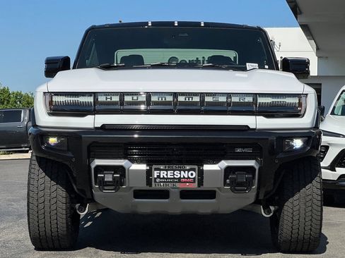 New 2026 GMC Hummer EV 4x4 Crew Cab image 6