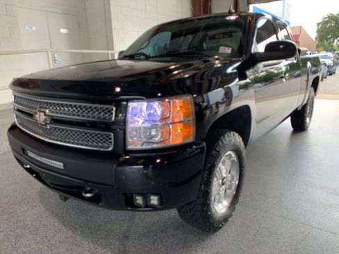 Used 2013 Chevrolet Silverado 1500 LT w/ All-Star Edition AWD/4WD image 3