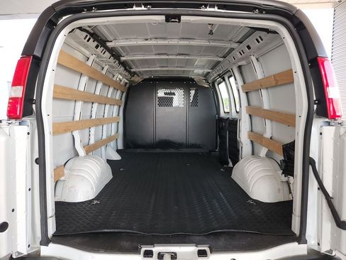 Used 2024 GMC Savana 2500 Work Van w/ Driver Convenience Package image 13