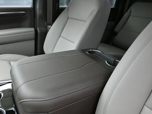 New 2026 Chevrolet Suburban LT w/ Comfort Package image 14