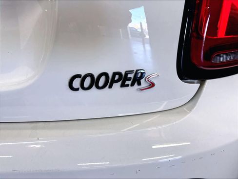 Used 2023 MINI Cooper S w/ Signature Upholstery Package FWD image 11