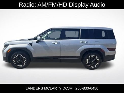 Used 2024 Hyundai Santa Fe SE FWD image 7