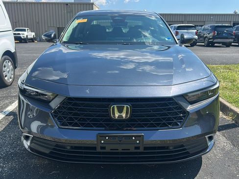 Used 2023 Honda Accord Touring image 6