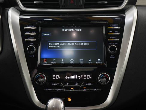 Used 2017 Nissan Murano SL w/ SL Technology Package AWD/4WD image 19