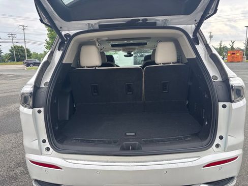 Used 2023 Buick Enclave Avenir w/ Trailering Package, 5000 lbs. AWD/4WD image 28