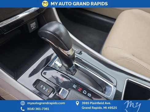 Used 2017 Honda Accord EX-L image 26