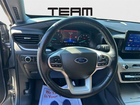 Used 2022 Ford Explorer XLT w/ Class IV Trailer Tow Package image 17