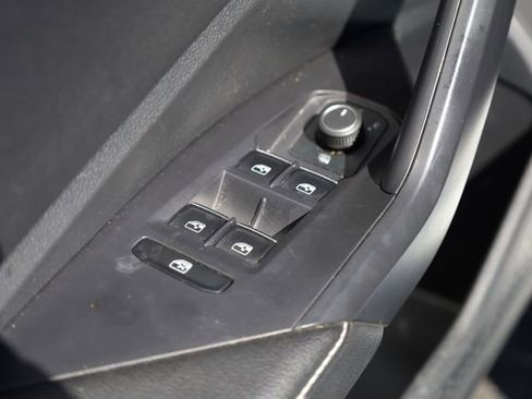 Used 2025 Volkswagen Jetta Sport FWD image 15