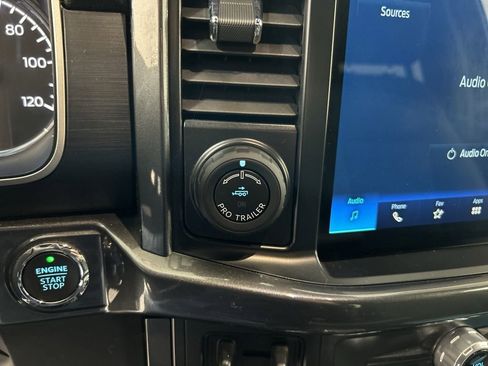 Certified 2022 Ford F150 XLT w/ Equipment Group 302A High image 18