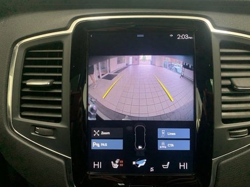 Certified 2022 Volvo XC90 T6 Momentum w/ Climate Package image 20