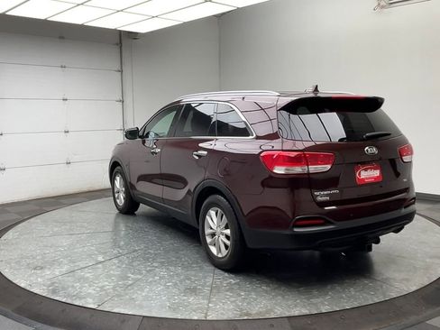 Used 2017 Kia Sorento AWD w/ LX Convenience Package image 37