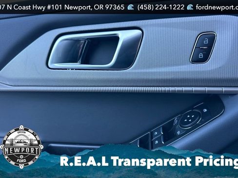 New 2026 Ford Explorer Active AWD/4WD image 13