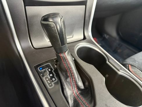 Used 2017 Toyota Camry XSE w/ Moonroof Package FWD image 25