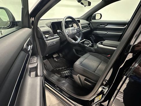 Used 2026 GMC Terrain Elevation w/ Black Edition AWD/4WD image 18