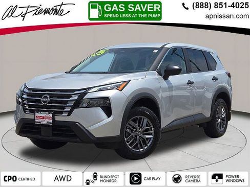 Certified 2025 Nissan Rogue S AWD/4WD image 1