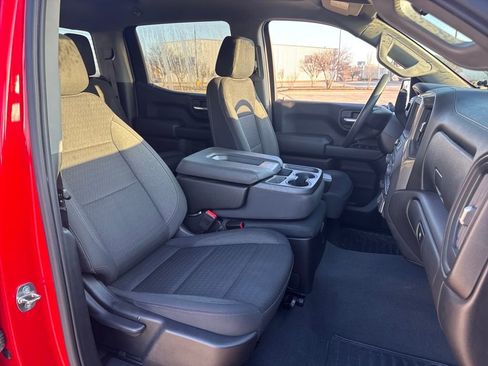 Used 2023 Chevrolet Silverado 1500 Custom image 11