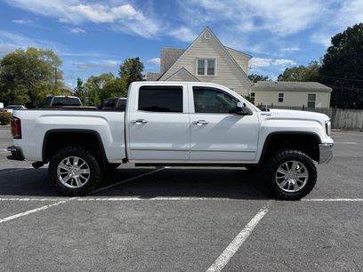 Used 2018 GMC Sierra 1500 SLT w/ SLT Premium Package