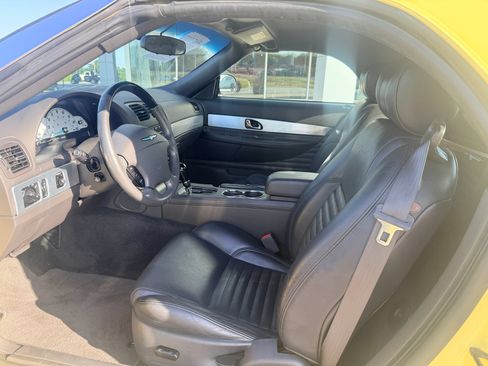 Used 2002 Ford Thunderbird RWD image 11