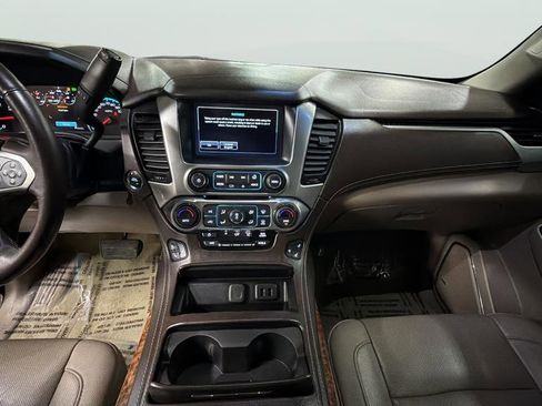 Used 2017 Chevrolet Suburban Premier image 23