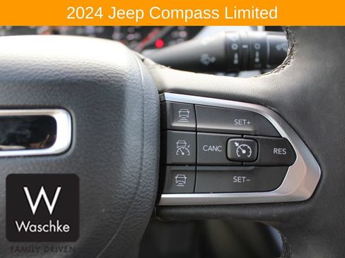Used 2024 Jeep Compass Limited AWD/4WD image 28