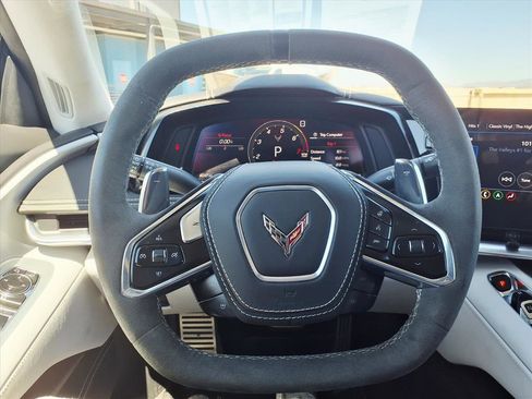 Used 2020 Chevrolet Corvette Stingray Premium Cpe w/ 3LT Preferred Equipment Group image 16